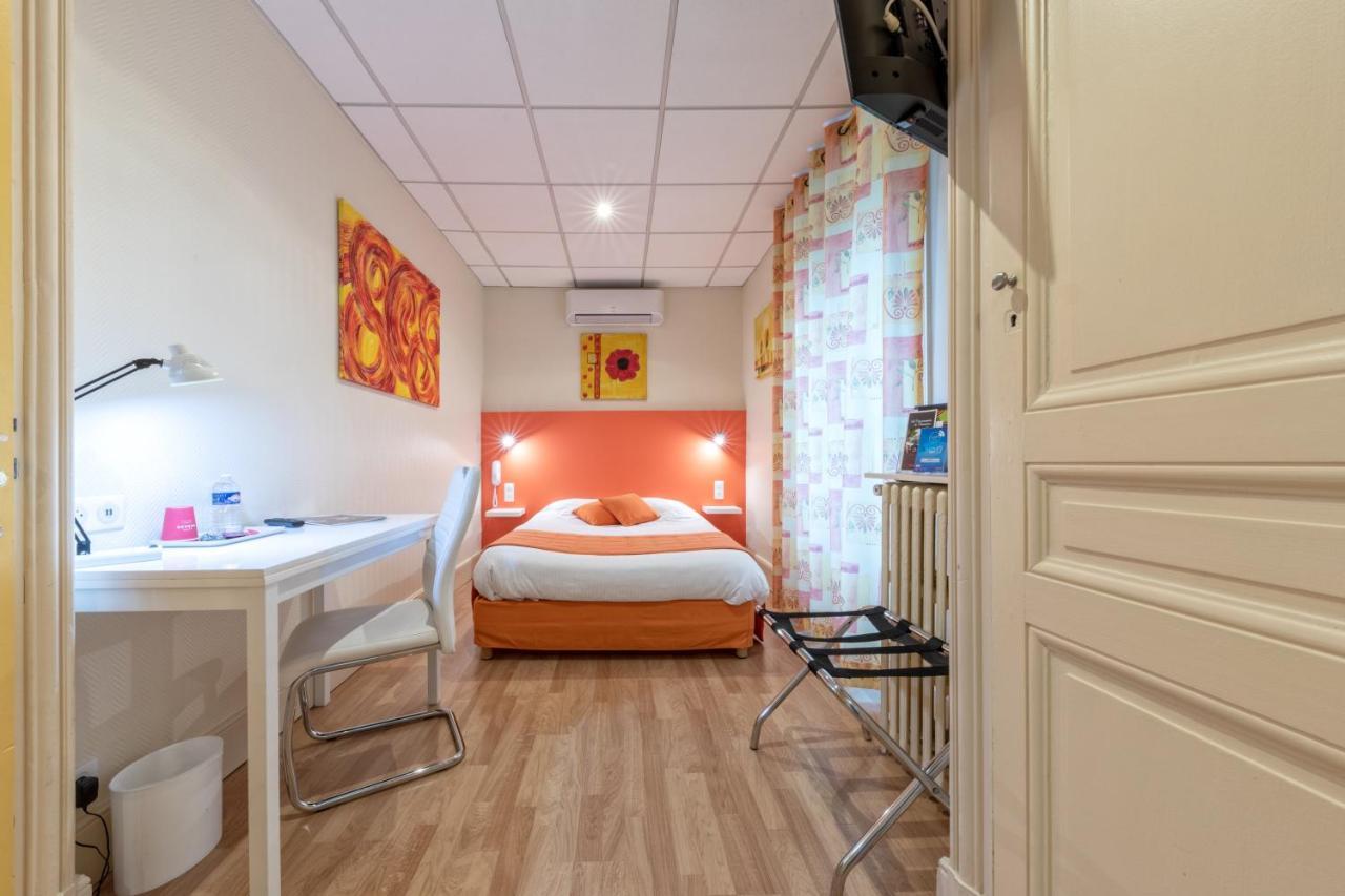 Hotel La Commanderie de Champarey Bourgoin-Jallieu Exterior foto